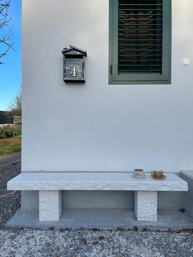 Studio Apartment Dona Trogir Exterior foto