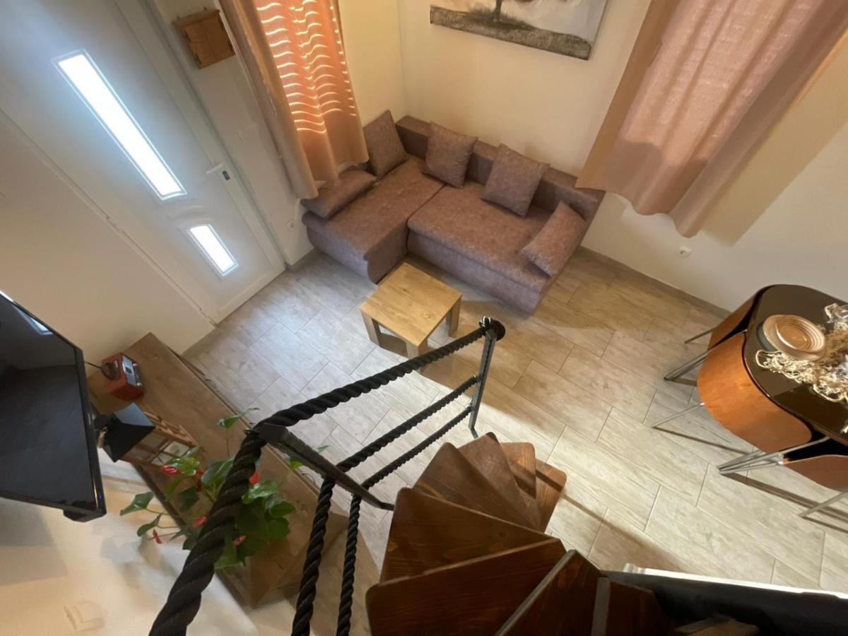 Studio Apartment Dona Trogir Exterior foto