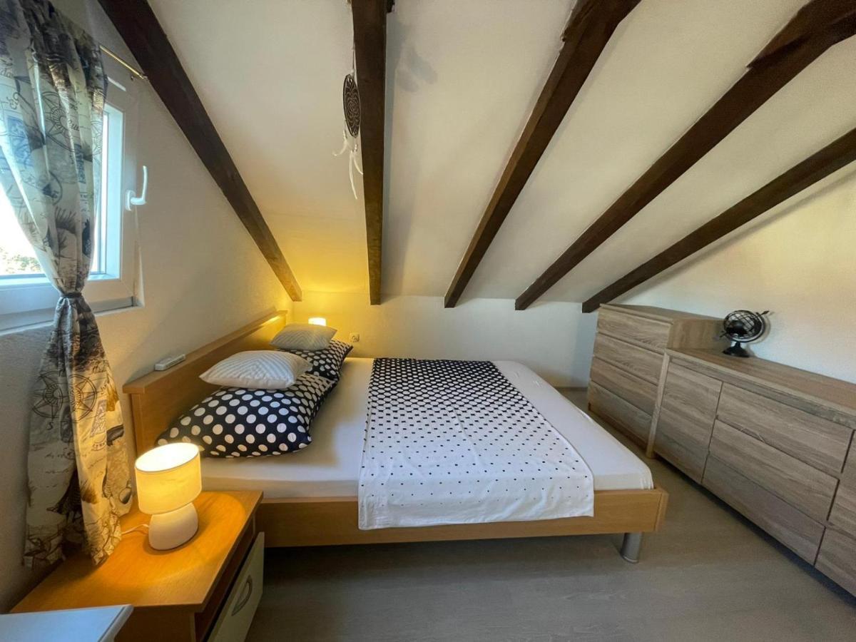 Studio Apartment Dona Trogir Exterior foto