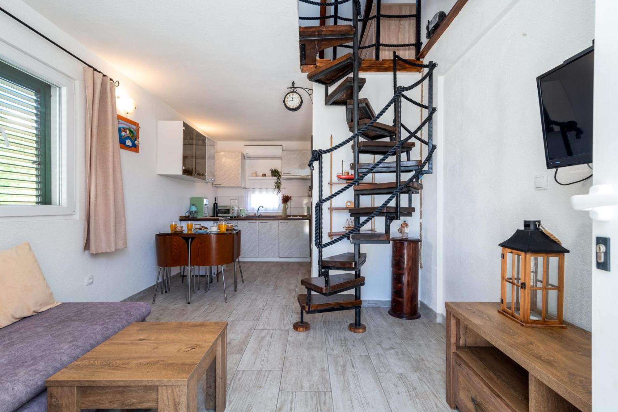 Studio Apartment Dona Trogir Exterior foto